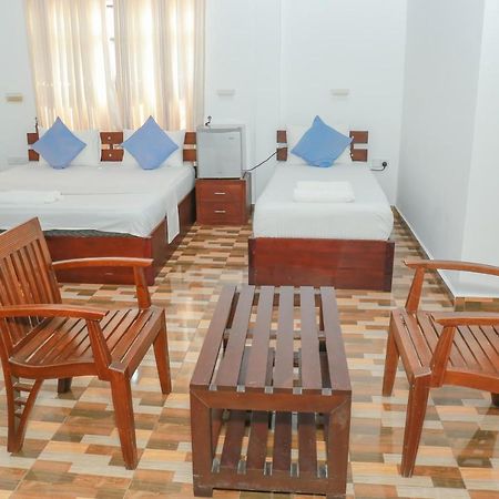 Coconut Primitive Otel Negombo Dış mekan fotoğraf