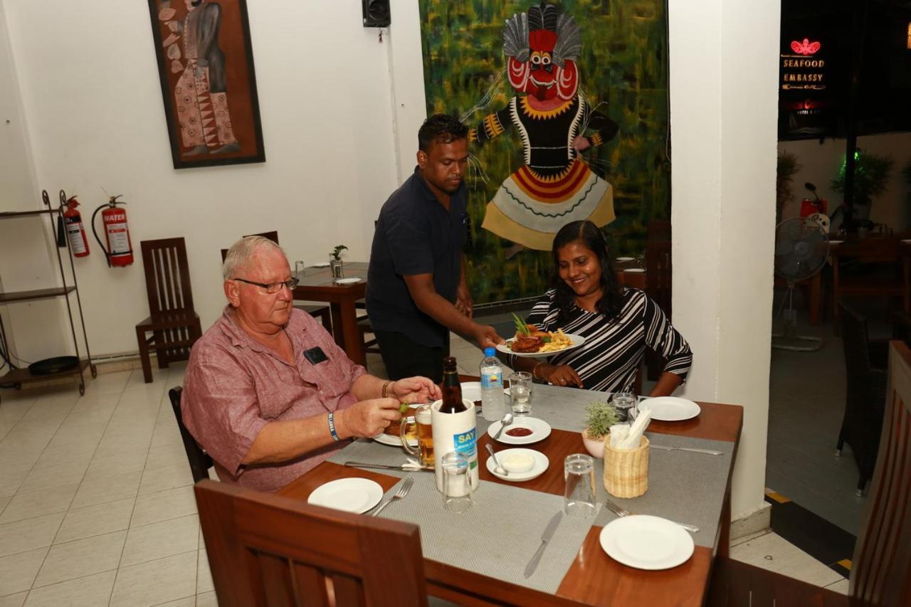Coconut Primitive Otel Negombo Dış mekan fotoğraf
