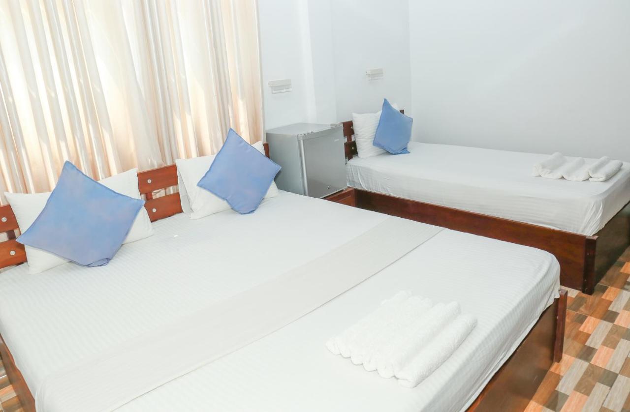 Coconut Primitive Otel Negombo Dış mekan fotoğraf